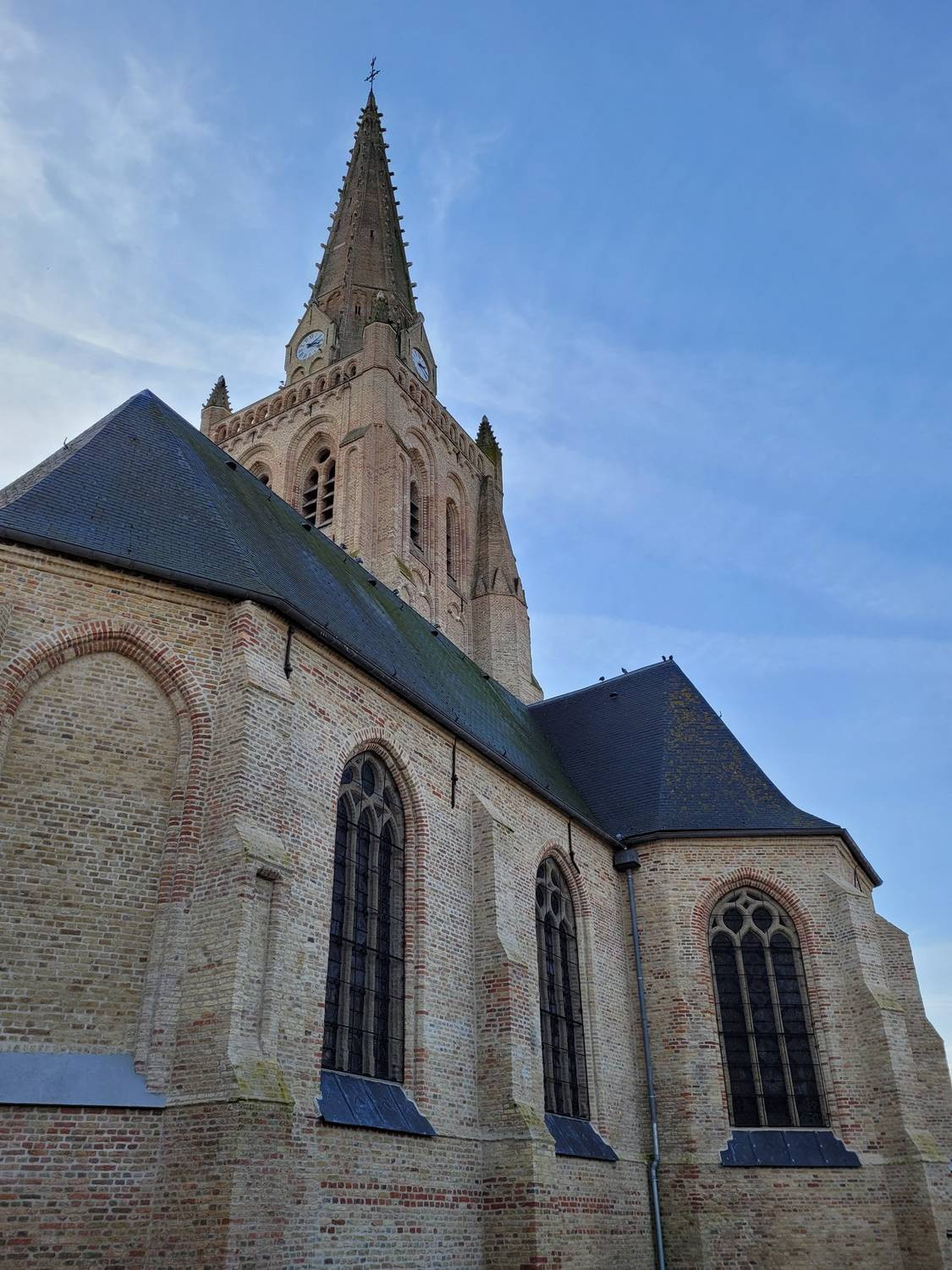 Warhem EQ janv 24 - église de côté.jpg